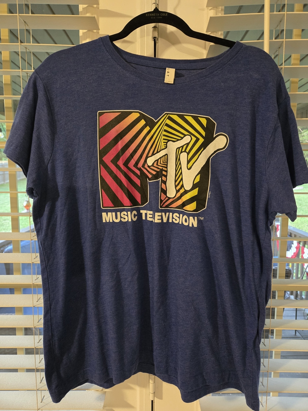 MTV Music Television Graphic Tee Sz XL